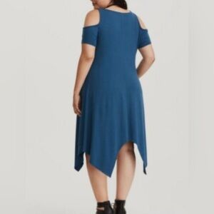 Torrid plus size 2-Elegant Blue Cold Shoulder Dress